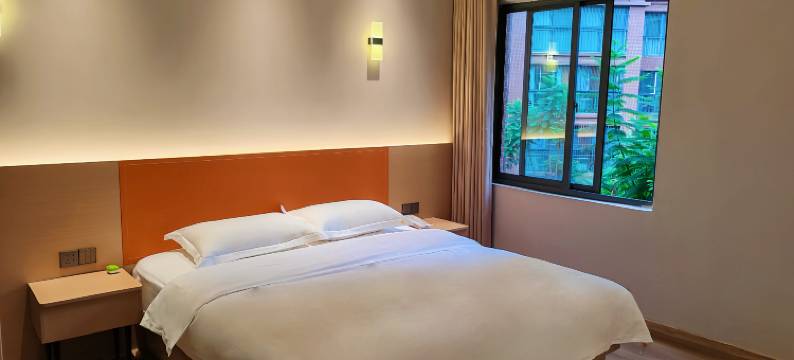 米易宏坤商务酒店图片