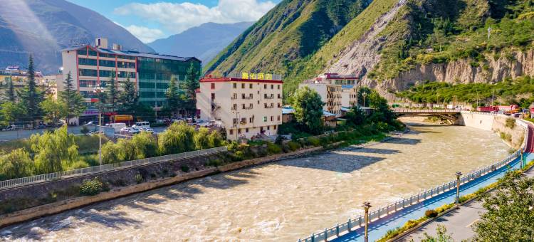 九寨沟嘉佑酒店(小九寨公园店)图片