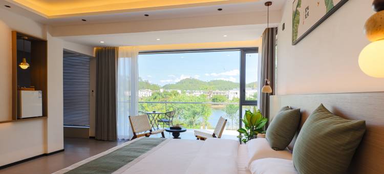 泊屿·寻光民宿(丹霞山风景旅游区水上丹霞店)图片