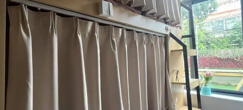 Aixi爱希青年旅舍(民治地铁店)图片