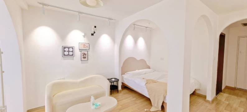 栖希民宿(苏宁广场庆云桥地铁站店)图片