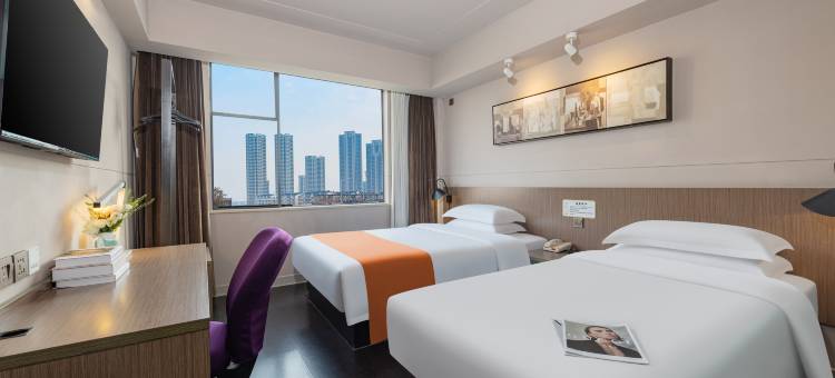 华客嘉城酒店(襄阳火车站店)图片