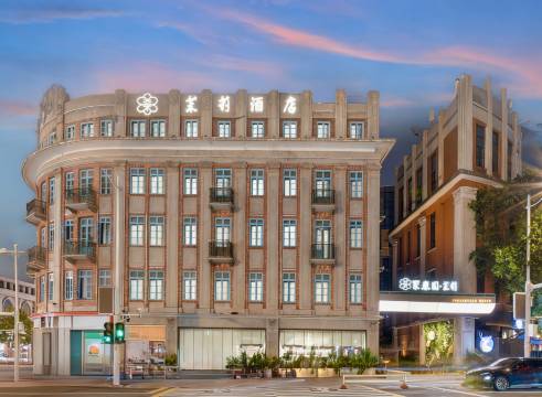 hotel overview picture