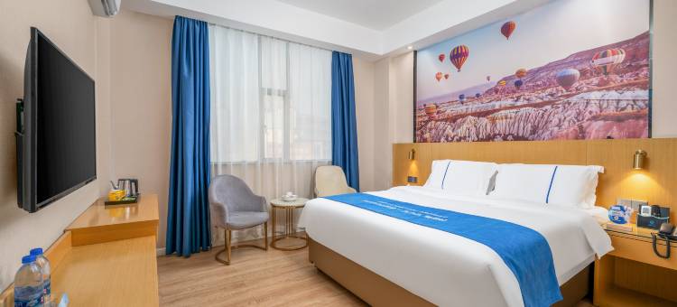 爱琴海艺术酒店(潮州人民广场财富中心店)图片