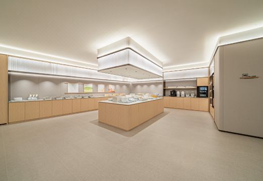 Quanjij Hotel (Xi'an Textile City Banqiao Ecological Wetland Park Branch)Hotel Overview