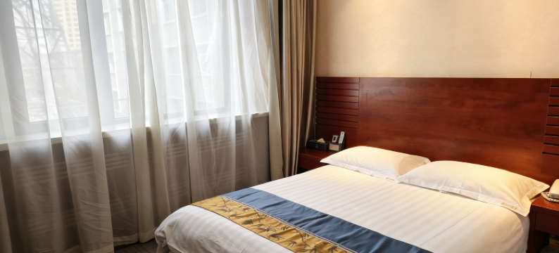 航空大酒店(兰州大学地铁站东方航空机场大巴站店)图片