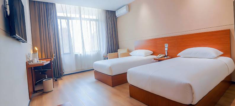 锦江之星酒店(烟台蓬莱区蓬莱阁景区店)图片