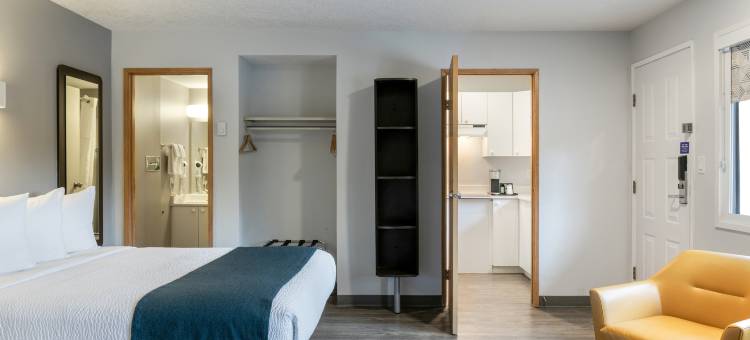 英属哥伦比亚桑尼克顿 - 维多利亚机场 6 号汽车旅馆(Motel 6 Saanichton, BC - Victoria Airport)图片