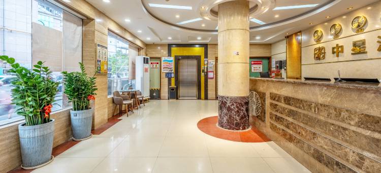 深圳中星酒店(东门晒布地铁站店)图片
