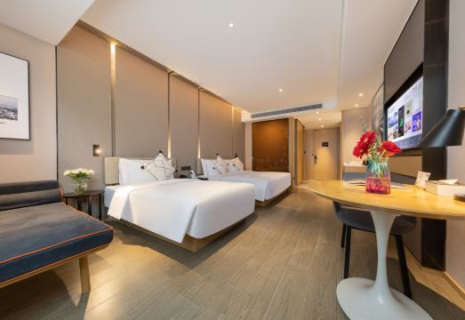 Atour Hotel,Ma'anshan City Center East Railway StationHotel Overview