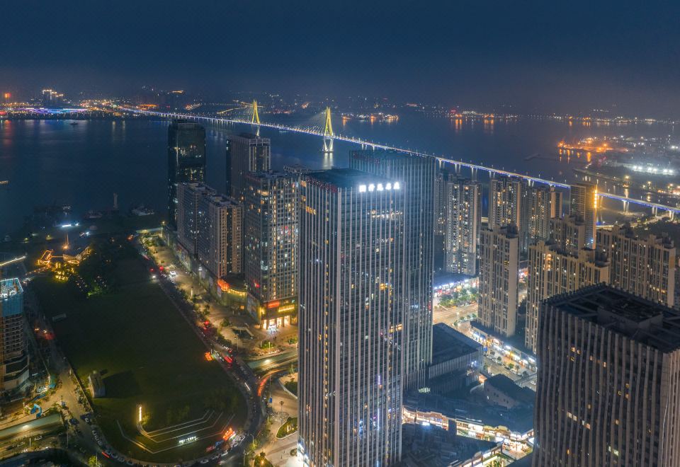 湛江金沙湾万达开元名庭酒店外景图