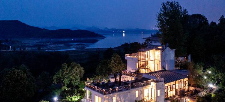 清镇引舍故里康养度假民宿(红枫湖景区店)图片