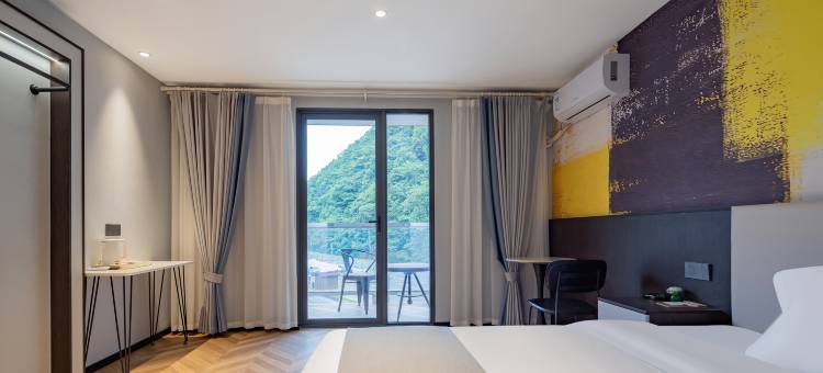 花筑·云野乡舍民宿(神农架大九湖国家公园景区入口坪阡古镇店)图片