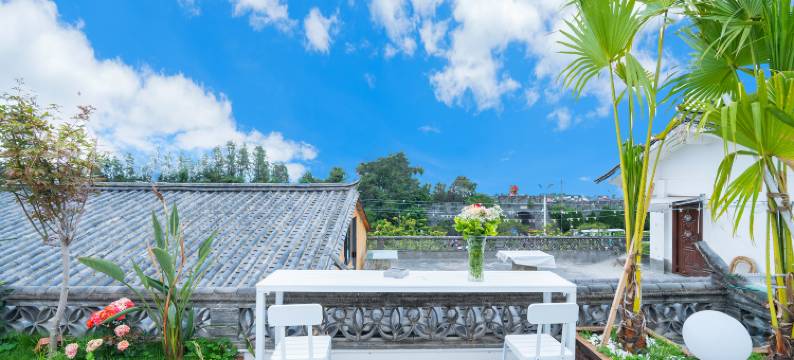 万合露天花园酒店(大理古城店)图片