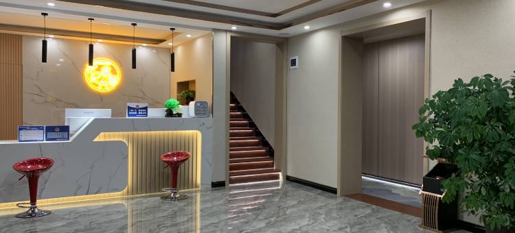 砂河镇世纪大酒店(五台山站店)图片