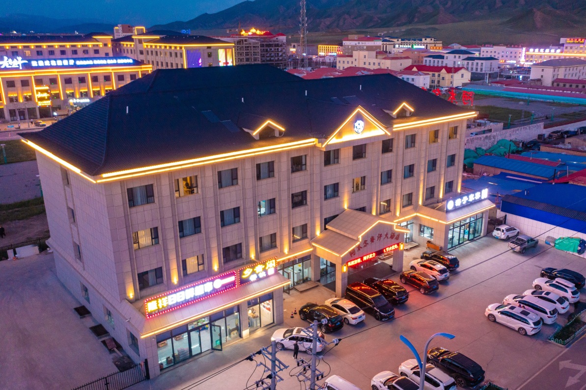 Amur Sai Khan HotelOver view