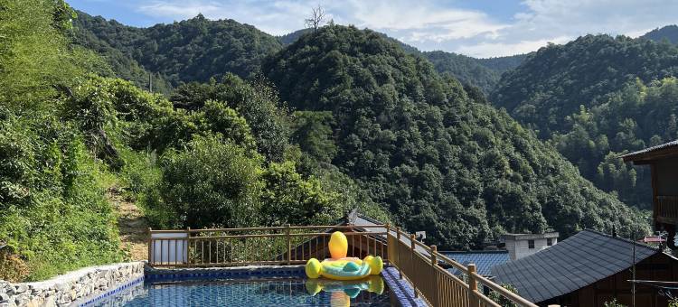 Retro·福鲵恬静·纹雅山庄图片