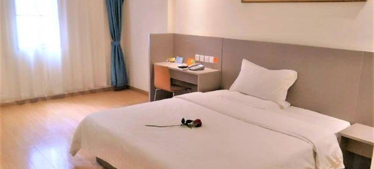 迎嘉精品酒店(阳西西湖公园店)图片