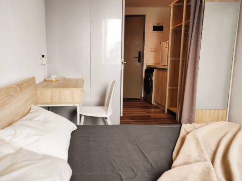 泊寓(广州罗冲围店)