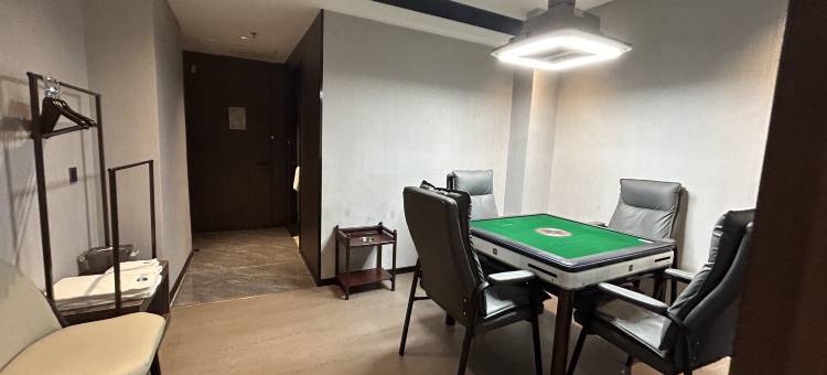 艺龙瑞云酒店(深圳国际会展中心沙井西站店)图片