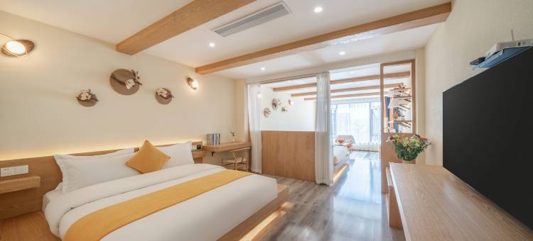 悦来悦慢·Yue Man丨揽云180°观全景伴山庭院(丽江古城北门店)图片