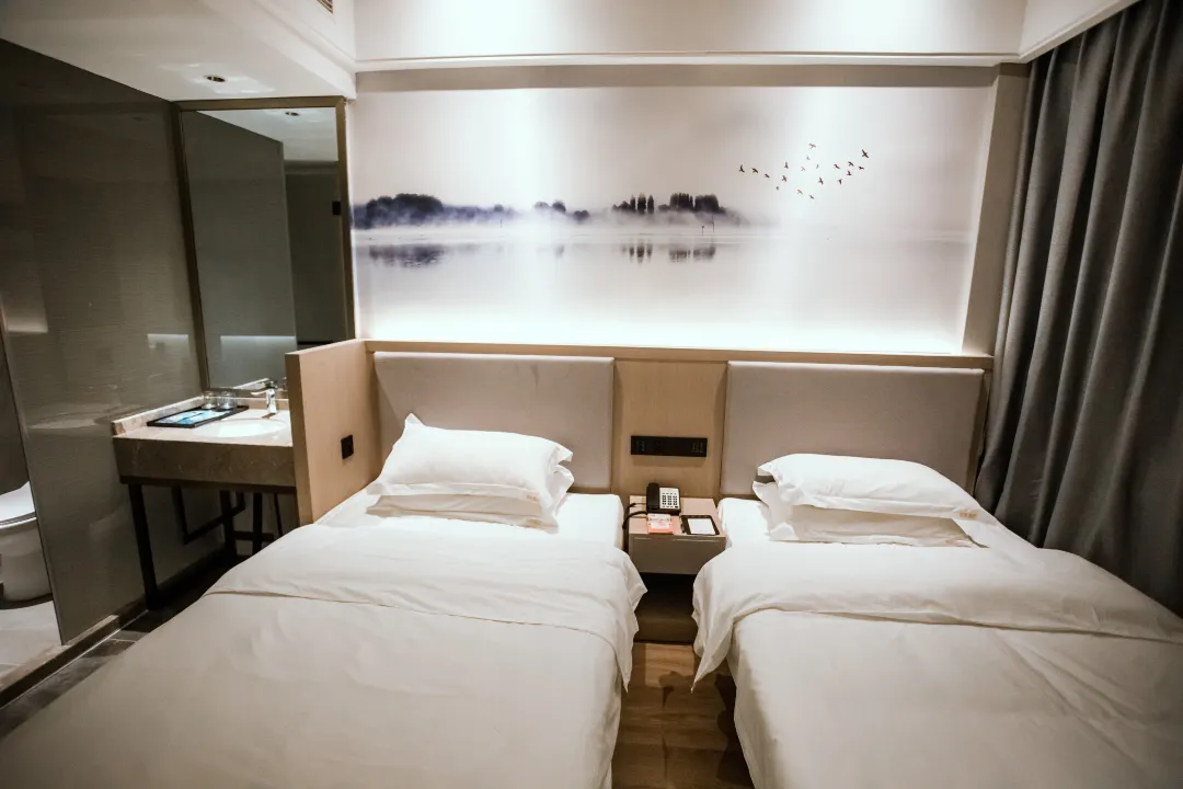 https://dimg04.c-ctrip.com/images/1mc1912000csa2j7cF384_W_1080_808_R5_D.jpg_.webp