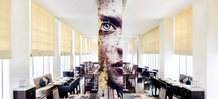 迪拜国际金融中心丽思卡尔顿酒店(Ritz Carlton DIFC Downtown Dubai)图片