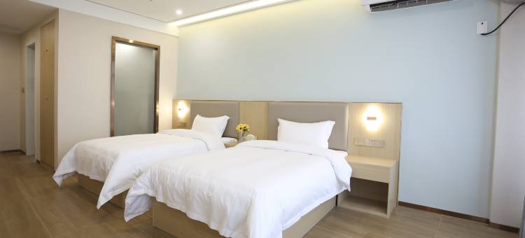 O_W桔子周酒店(南县人民医院店)图片