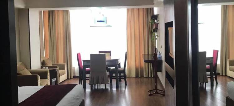 临湘中发电竞民宿图片