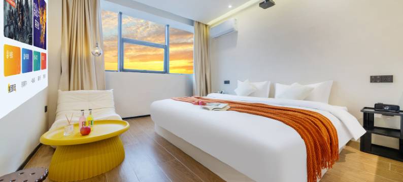 山茶花·艺术酒店(花溪大学城店)图片