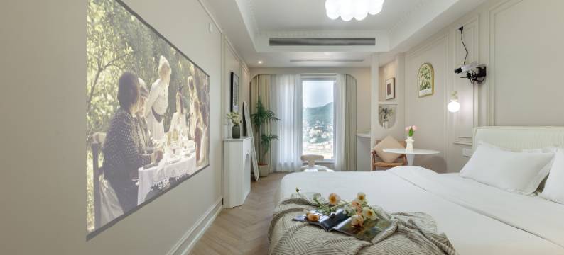 与暮·千寻江景民宿(重庆解放碑洪崖洞店)图片