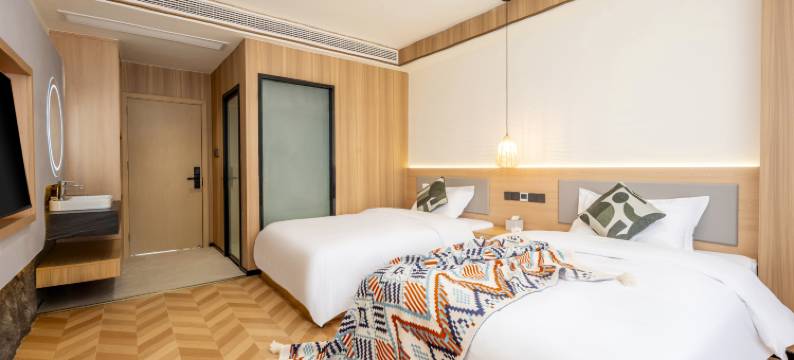 四姑娘山爱雅酒店图片