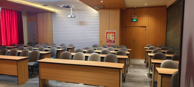 非你莫属智能酒店(喀什班超路店)图片