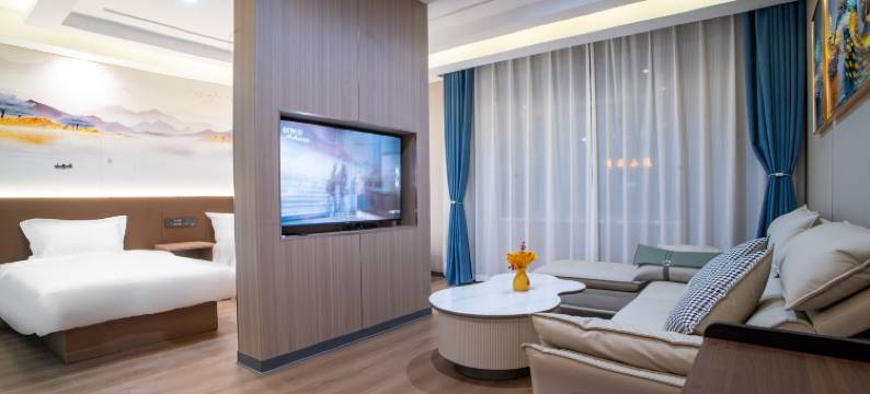 辰业酒店(七彩丹霞景区店)图片