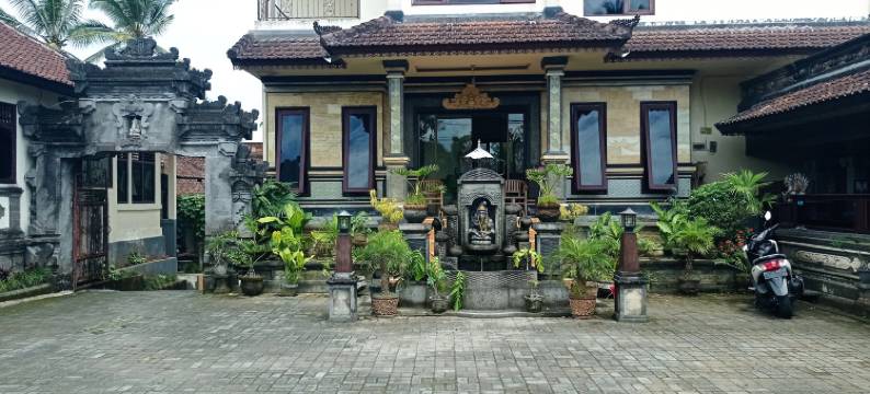 红色伙伴玛瓦尔纱丽酒店(Hotel Mawar Sari Mitra RedDoorz)图片