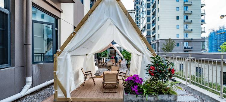 花与别宿酒店(宜都新客运中心店)图片