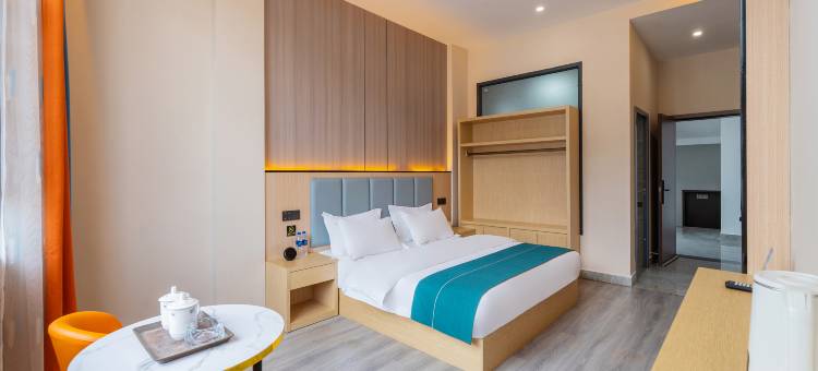 云港智能酒店(三义国际机场店)图片