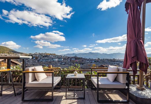 琼楼夜月·俏半山设计师空中花园观全景美宿·静谧花园（丽江古城大水车店）外景图