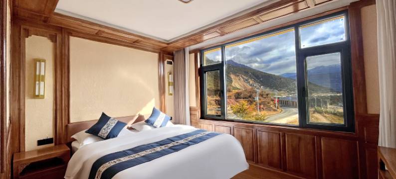 德钦梅里雪山德也寒舍图片