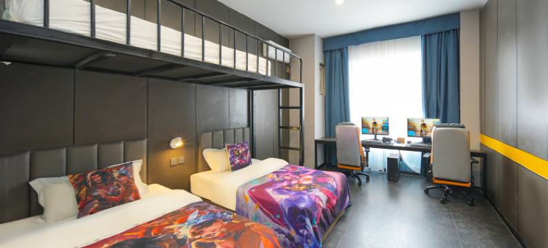 网鱼电竞酒店(青岛城阳万象汇店)图片