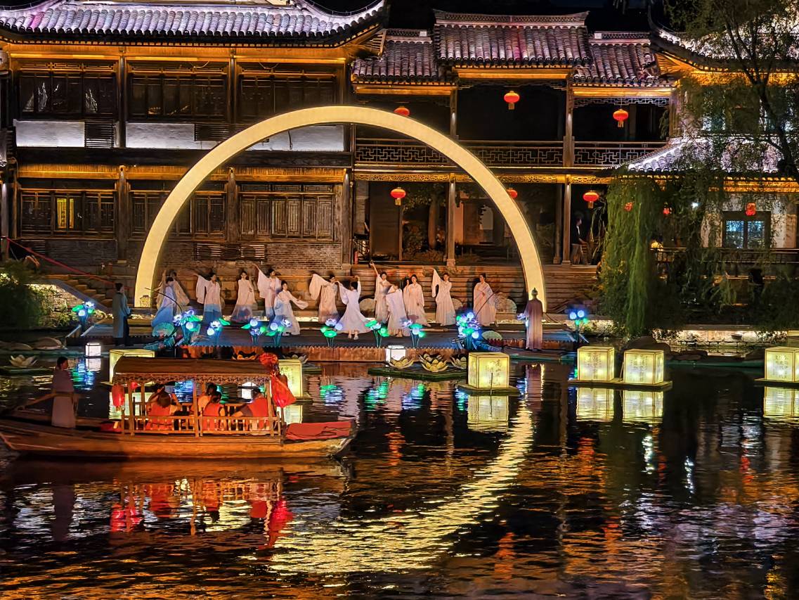 依云·湖畔空中合院客栈(台儿庄古城风景区店)图片