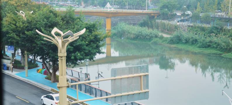 瑞珅酒店(长宁淯江西路店)图片