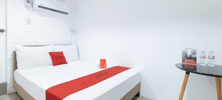 BGC圣卢克红多兹精选(RedDoorz Plus @ BGC near St. Lukes)图片