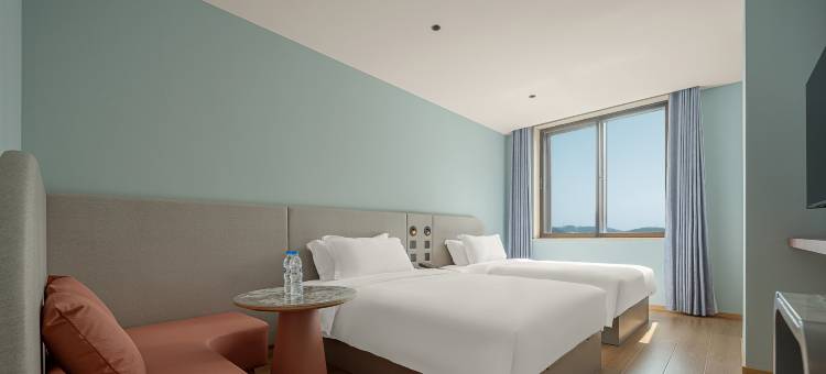 般佈紫竹酒店(老虎滩海洋公园店)图片