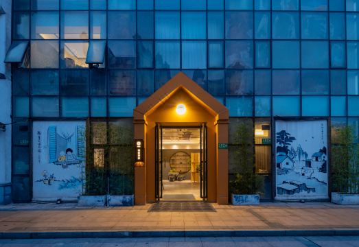 Floral Hotel·Ruili Hotel Hotel Overview