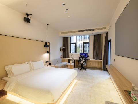 栖汐智能电竞酒店(岳池高铁站店)