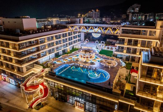 深圳大梅沙栖鸾山海度假酒店外景图