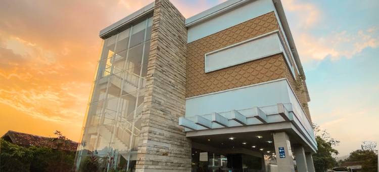 日惹弗拉塔酒店-原布埃诺科伦坡酒店(Vrata Hotel Yogyakarta)图片