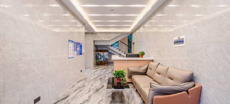 君临酒店(兰花塘地铁站店)图片