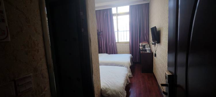 革吉福瑞酒店图片